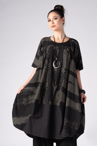 ALEMBIKA Oribu Dress in Olive/Black