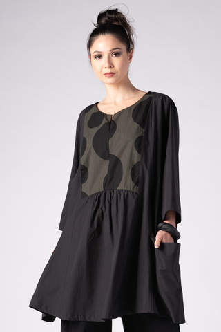 ALEMBIKA Cleo Tunic in Black & Olive Dots