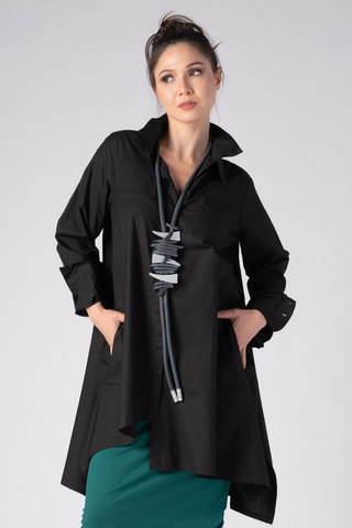 Bobbie Shirt in Black Carnaby