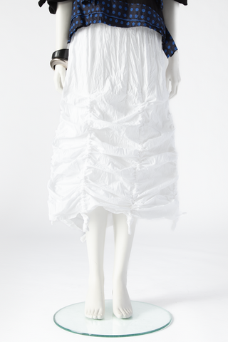 Akiko Skirt in White Carnaby