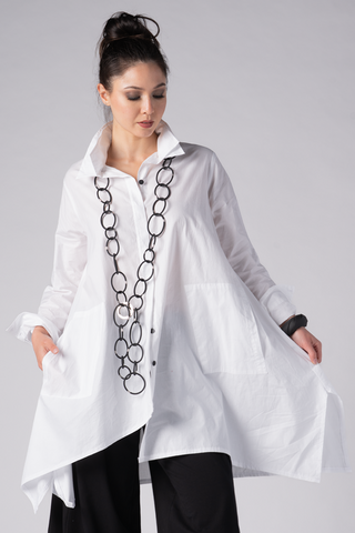 Bobbie Shirt in White Carnaby