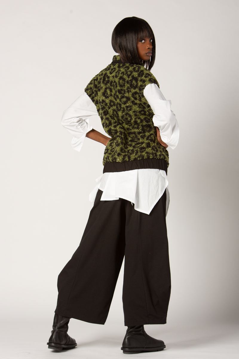 Shown w/ Architect Shirt and Cascade Pant 