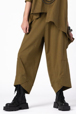 Nobu Pant in Chai Tokyo