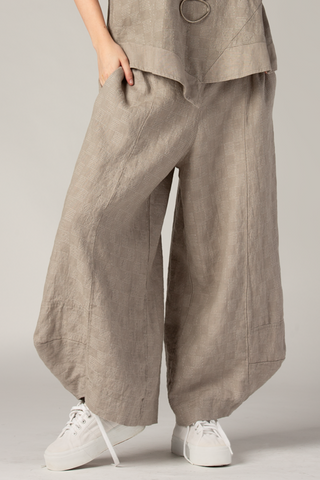 LUUKAA Linden Pant in Stone Print Linen