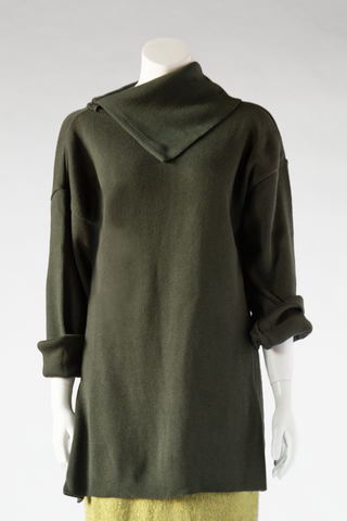 Sara Top in Forest Zermatt