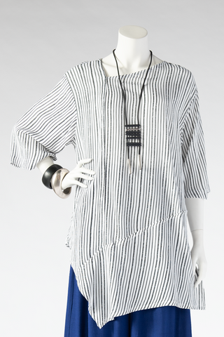 Nagano Tunic in B&W Tiano Crinkle