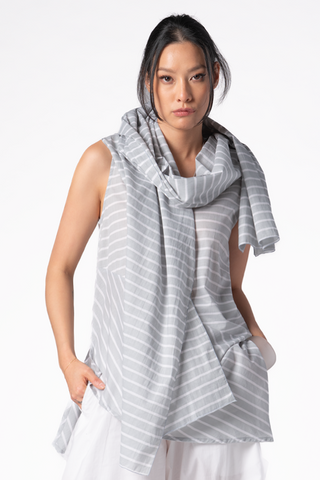 Scarf in Grey Stripe Rafina