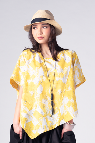Crop Point Top in Yellow Ki Carnaby