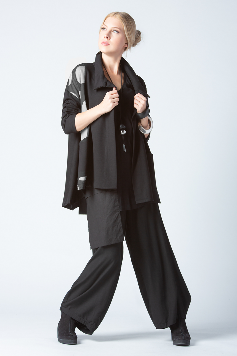 Shown w/ One Pocket Top and Cascade Pant