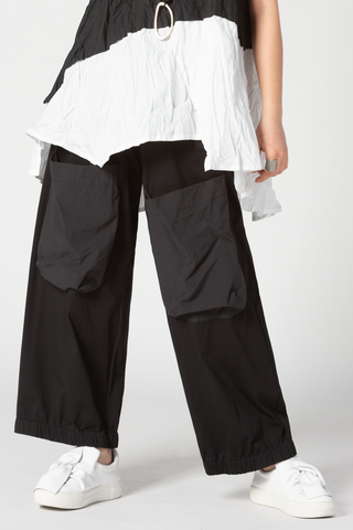 ALEMBIKA Pockets Pant in Black Jersey