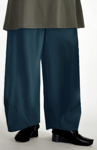 Around Pant in Atlantic Tokyo