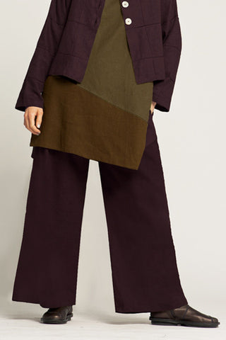 Shown w/ Nagano Tunic and Quadra Crop Jacket