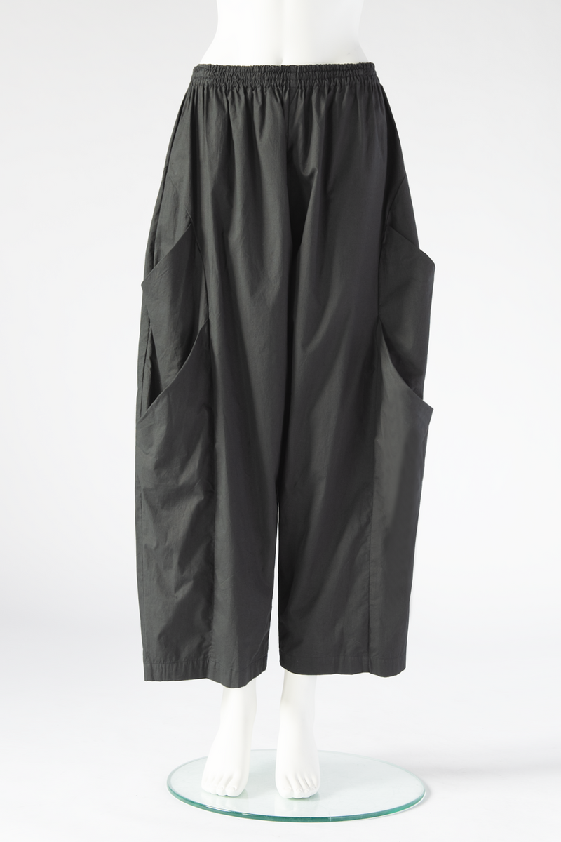 Andare Pant in Black Carnaby