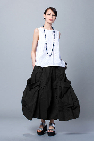 Giant Pocket Skirt in Black Carnaby