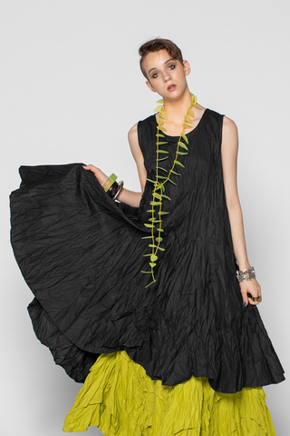 N/S Valencia Dress in Black Carnaby