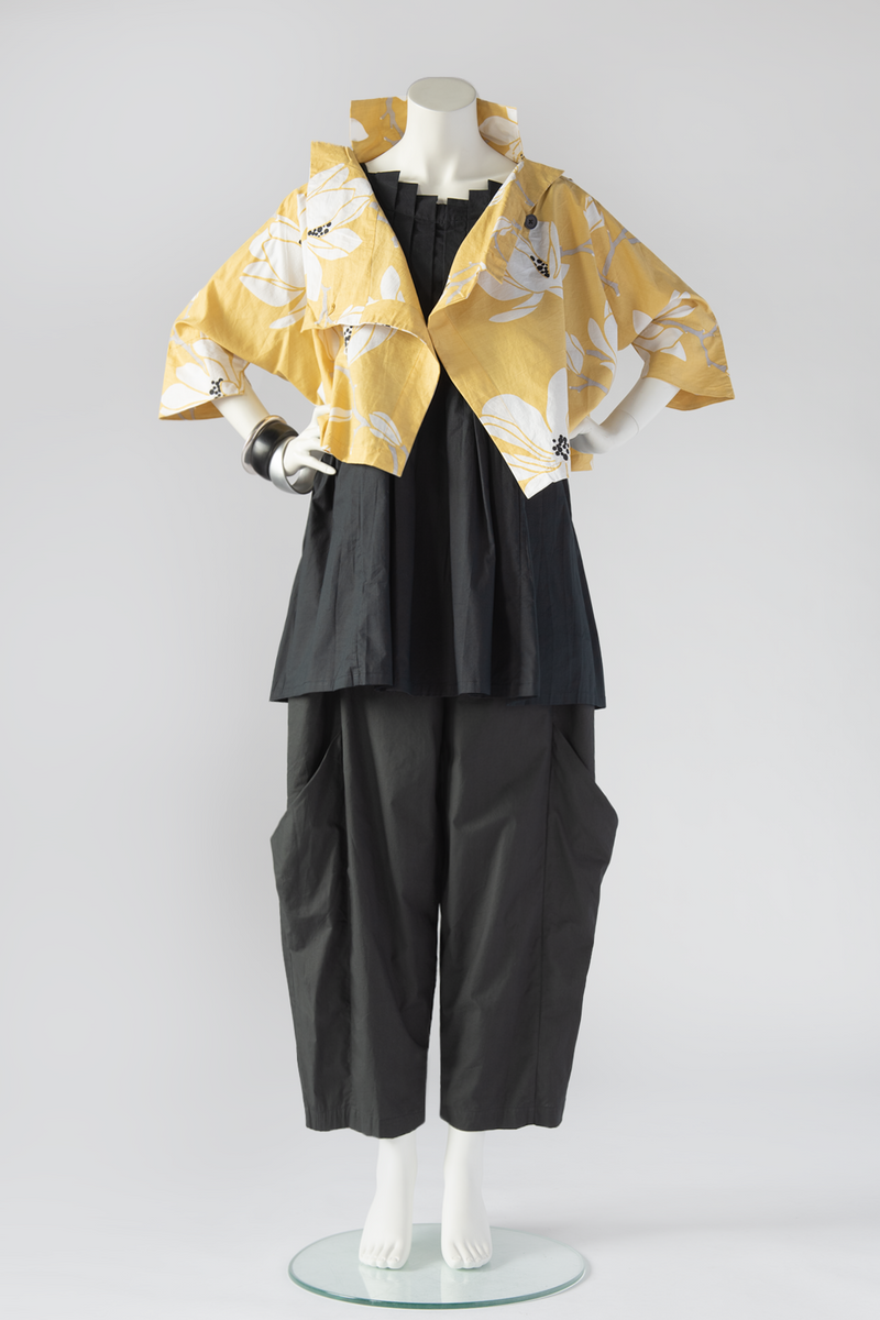 Shown w/ Brilliant Jacket and Andare Pant