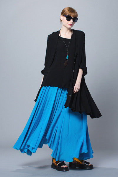 Shown w/ Cafe Top and Full Circle Skirt