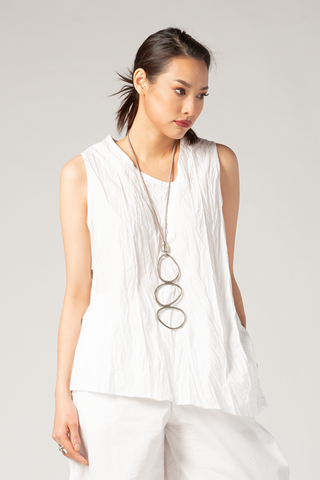 Kura Top in White Carnaby