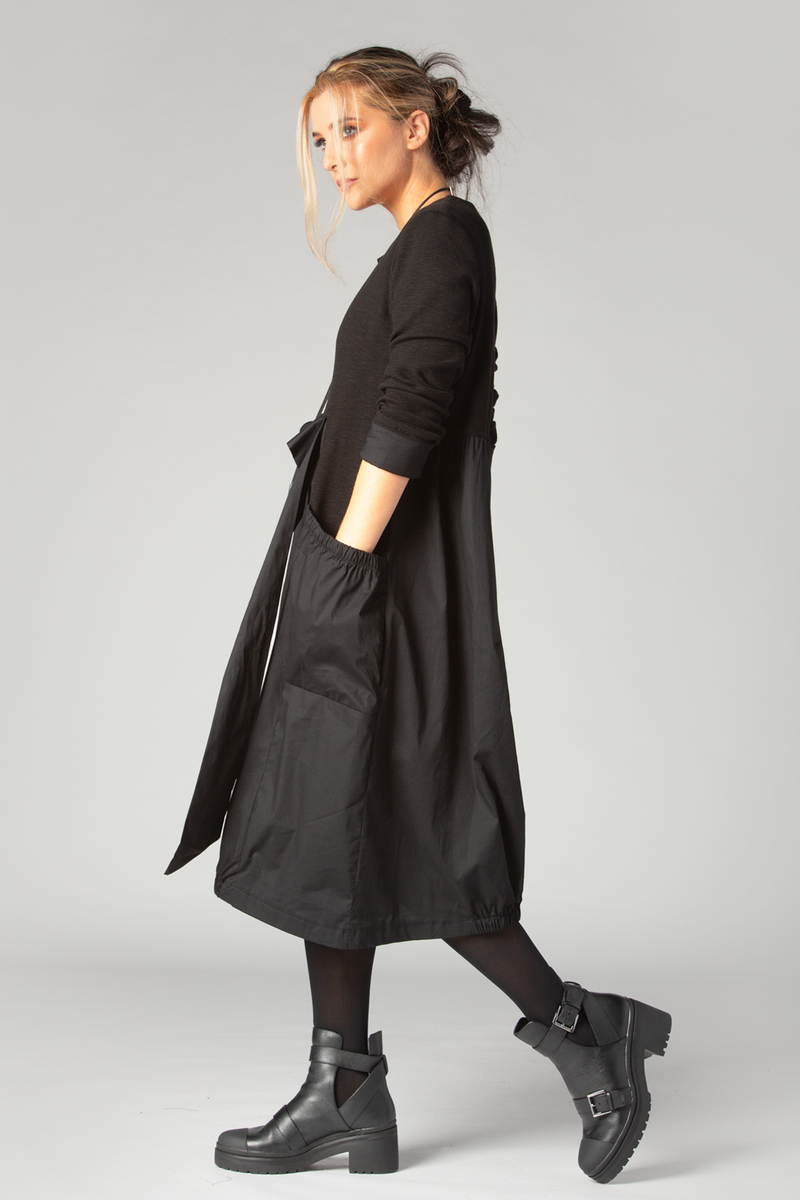 GERSHON Lisa Dress in Black