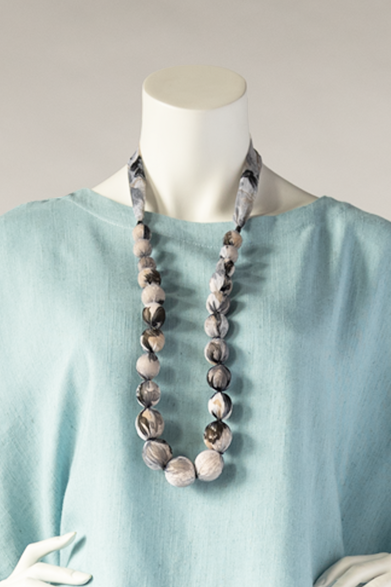 Marbled Necklace in Grey