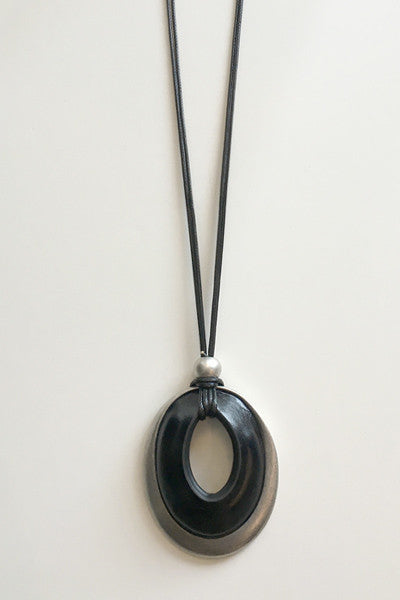 Leather Oval Necklace in Silver Tone