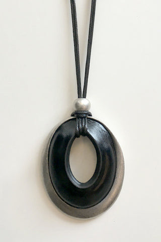 Leather Oval Necklace in Silver Tone