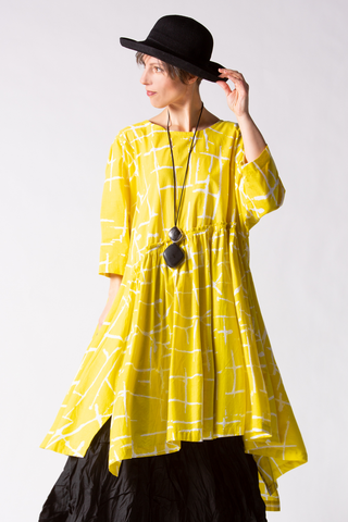 Brasilia Dress in Yellow Seki Carnaby