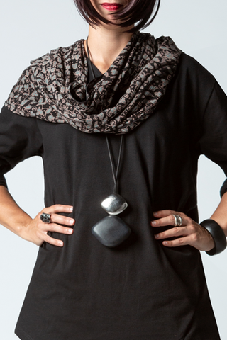 Crinkle Scarf in Lora Crinkle