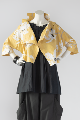 Brilliant Jacket in Magnolia Carnaby