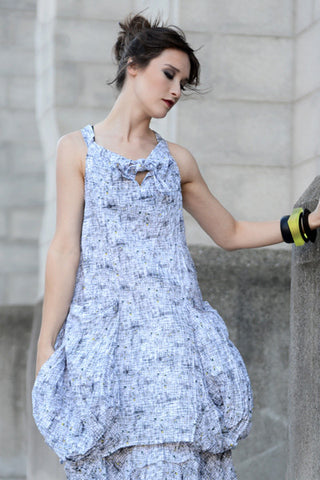 Shown w/ Manifold Skirt