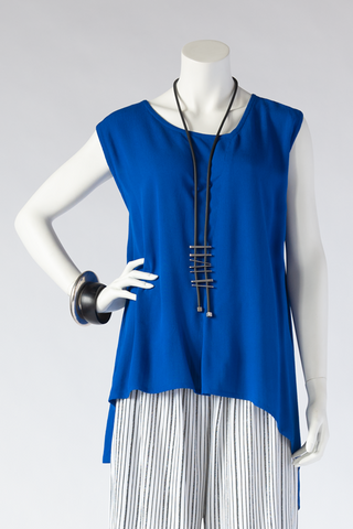 Kura Top in Neptune Crinkle