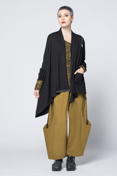 Shown w/ Side Zip Jacket and Meteor Pant