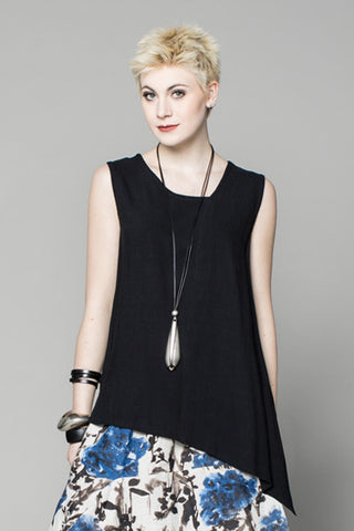 Kura Top in Black Papyrus