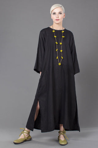 3/4 A-Line Dress in Black Roma