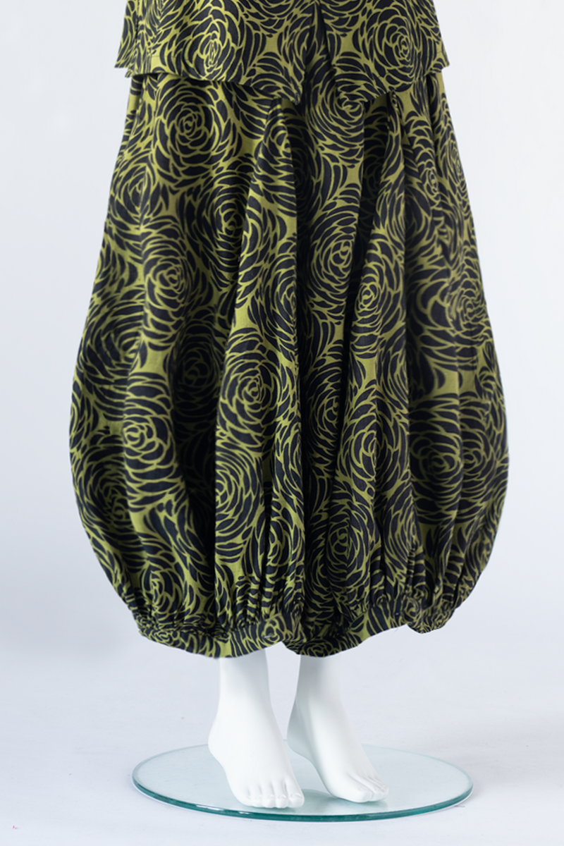 Fab Skirt in Green Storm Papyrus