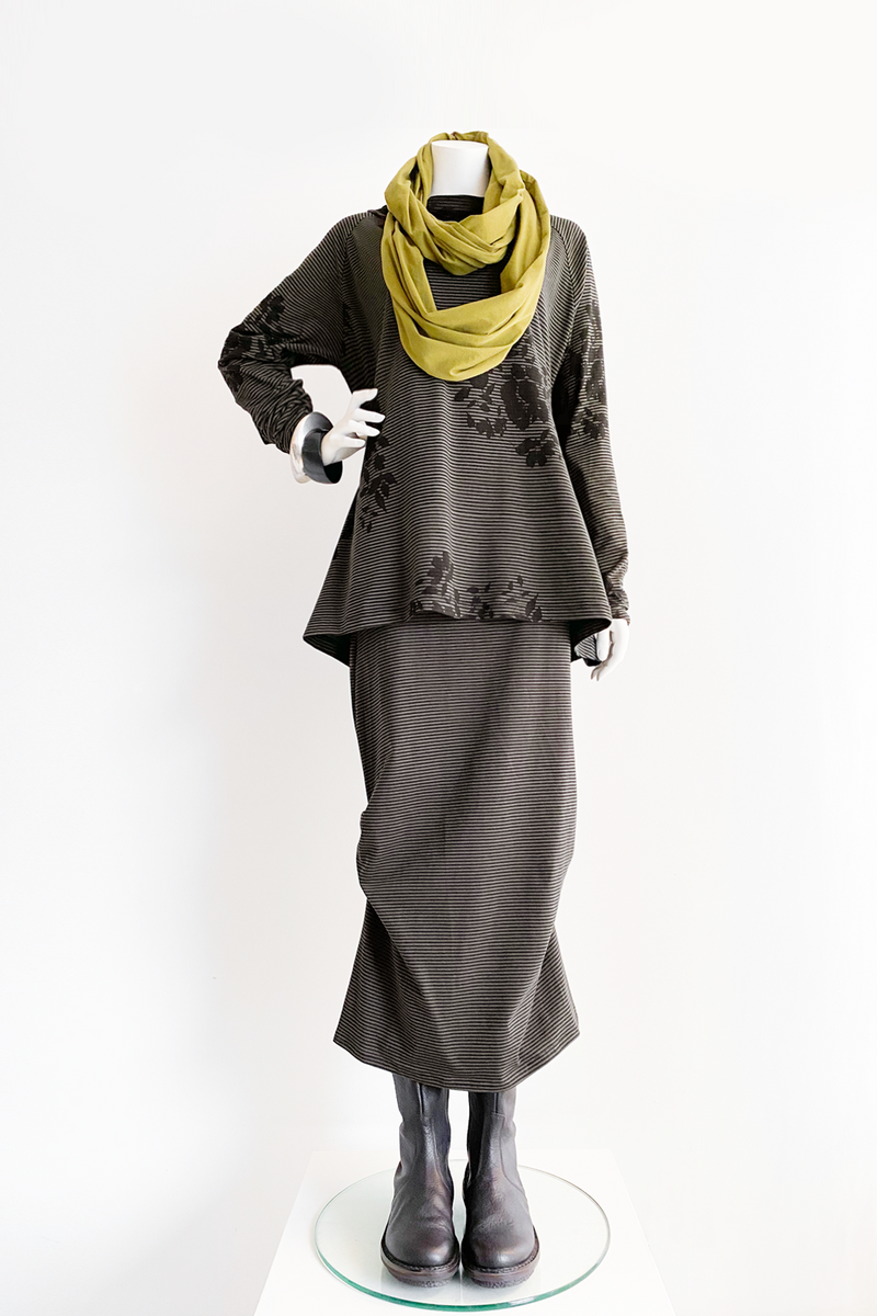 Shown w/ Escape Skirt and Circle Scarf