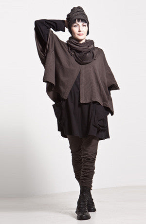 Shown w/ Studio Tunic, Long Pant, Circle Scarf, and Tokyo Hat