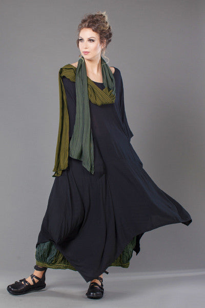 Shown w/ Jade Dress and Combi Scarf