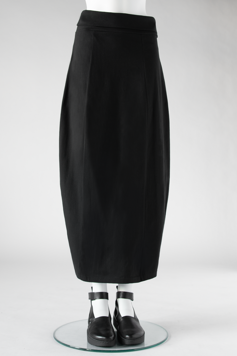 6 Seam Skirt in Black Tokyo