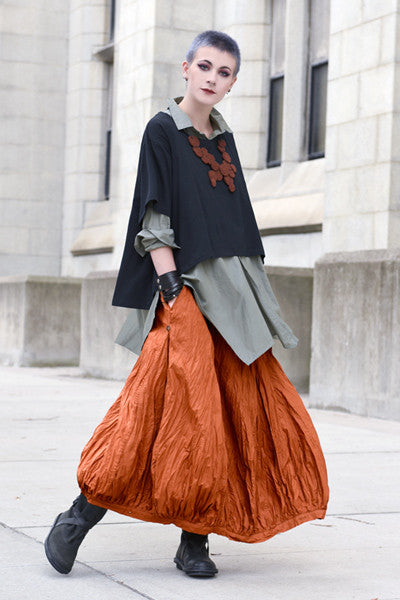 Shown w/ Architect Shirt and Fab Skirt