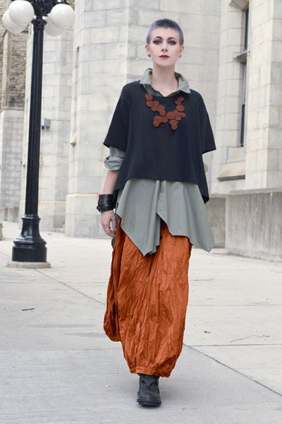 Shown w/ Architect Shirt and Fab Skirt