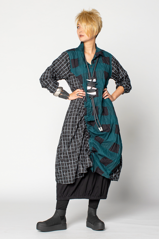 Shown w/ Tunnel Skirt