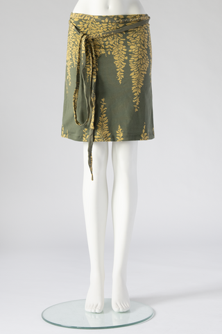 Wrap Apron in Wisteria Tokyo