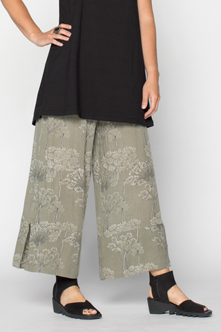 Pasadena Pant in Wildflower Crinkle