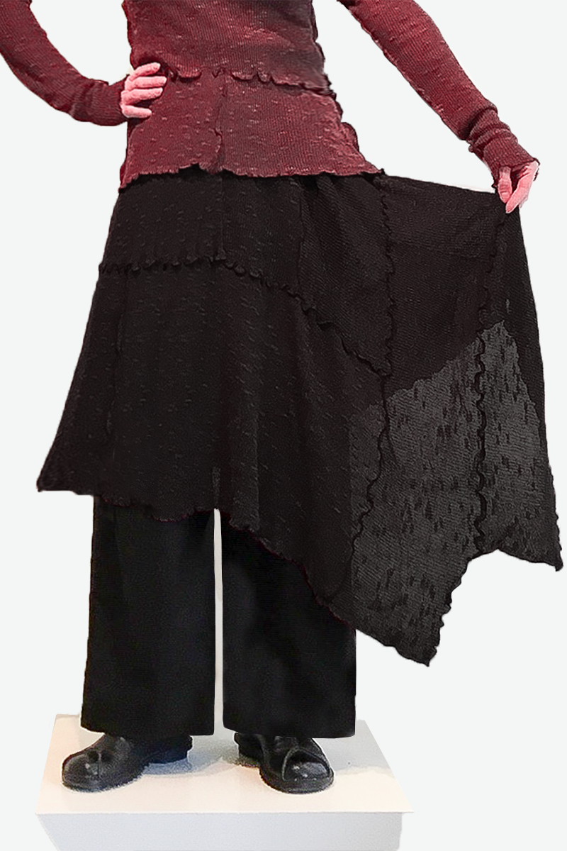 Malta Skirt in Black Sierra