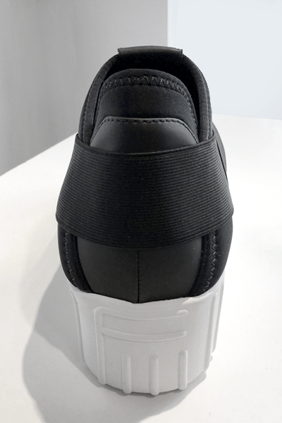 Fessura Hi-Line Crossover Shoe in Black/White